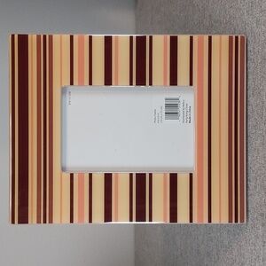 Wellco Burgundy Salmon Mauve Striped 4x6 Photo Frame NWT